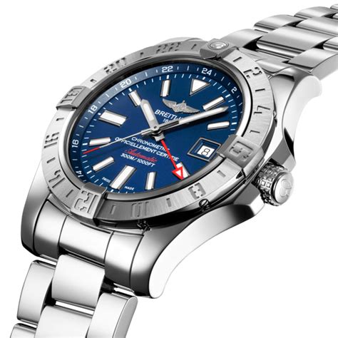 Breitling Avenger 43mm GMT Review 